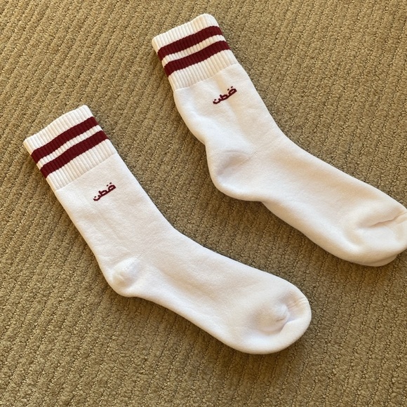 KOTN Long Crew Above the Ankle Socks, white long socks size 8, s/m - Picture 2 of 8